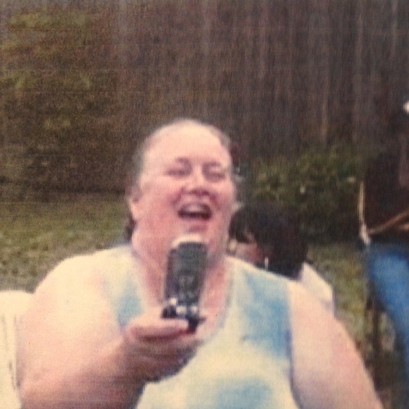 Meet your Posher, Ms Jackie Lee - Picture 3 of 6